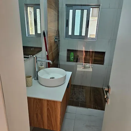 Yana Apartment