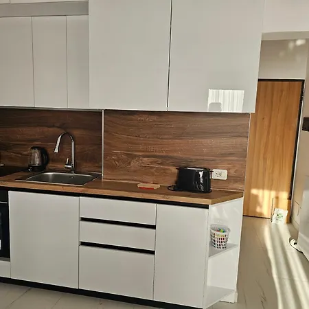 Yana Apartment *